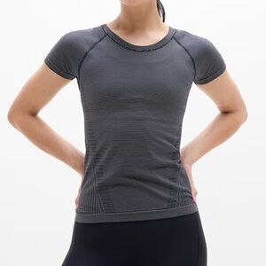 Athleta Momentum Seamless Tee